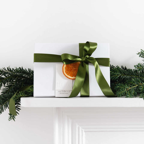 CHRISTMAS TEA GIFT BOX