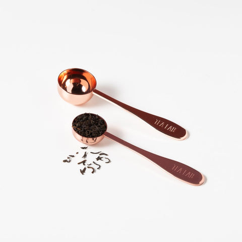 Copper tea scoop by Tea Lab for measuring loose leaf tea