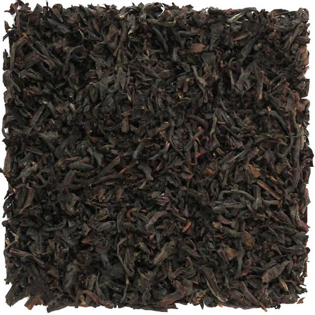 Decaffeinated black tea loose leaf using C02